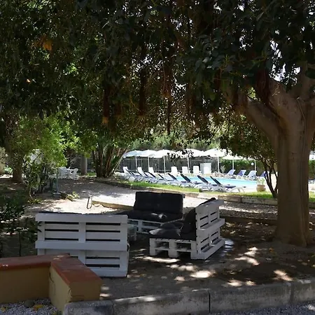 Ipsy By Penta Dream House בקתה